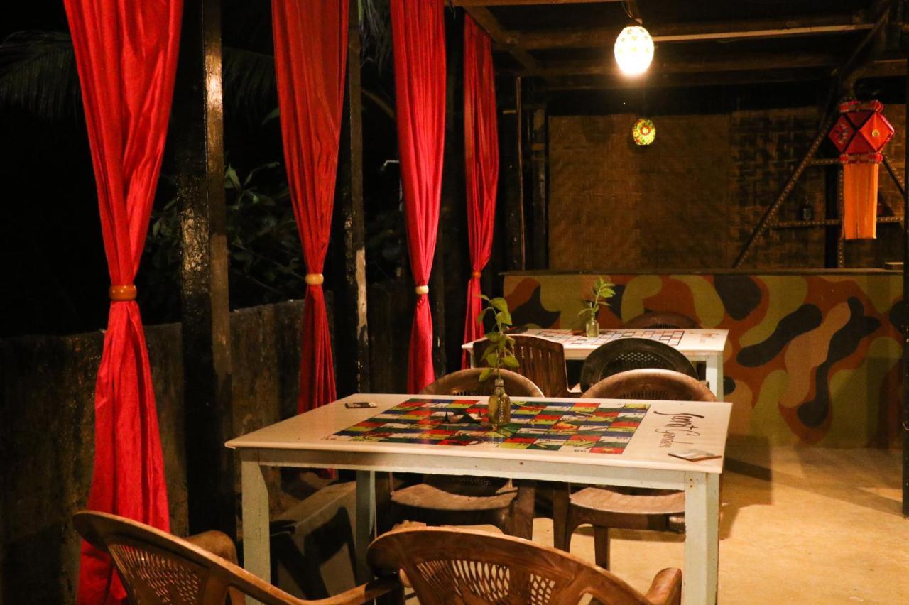 Secret Garden Arambol Hotel Bagian luar foto
